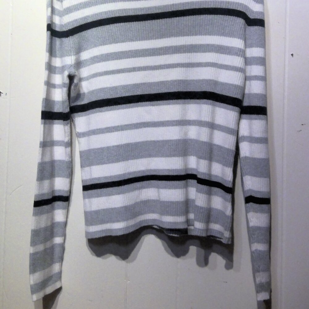 Vintage turtle neck small CC HUGHES grey And Black Stripe